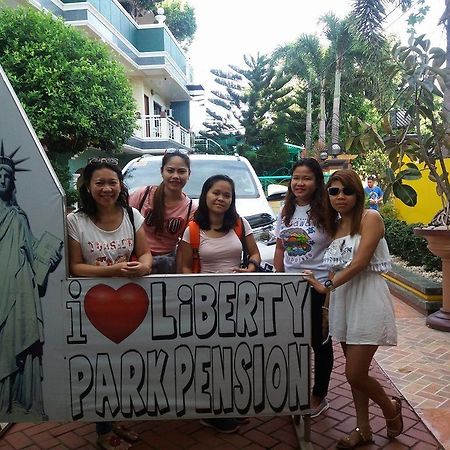 Liberty Park Pension Пуэрто-Принцеса Экстерьер фото